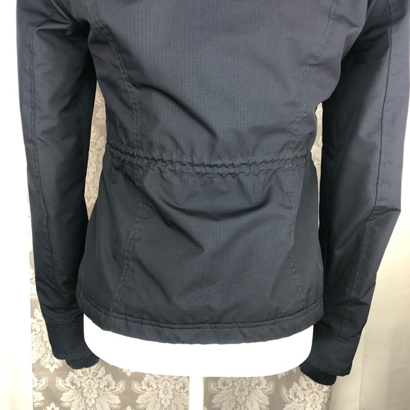 The A & F all season weather warrior jacket - Picture 5 of 8